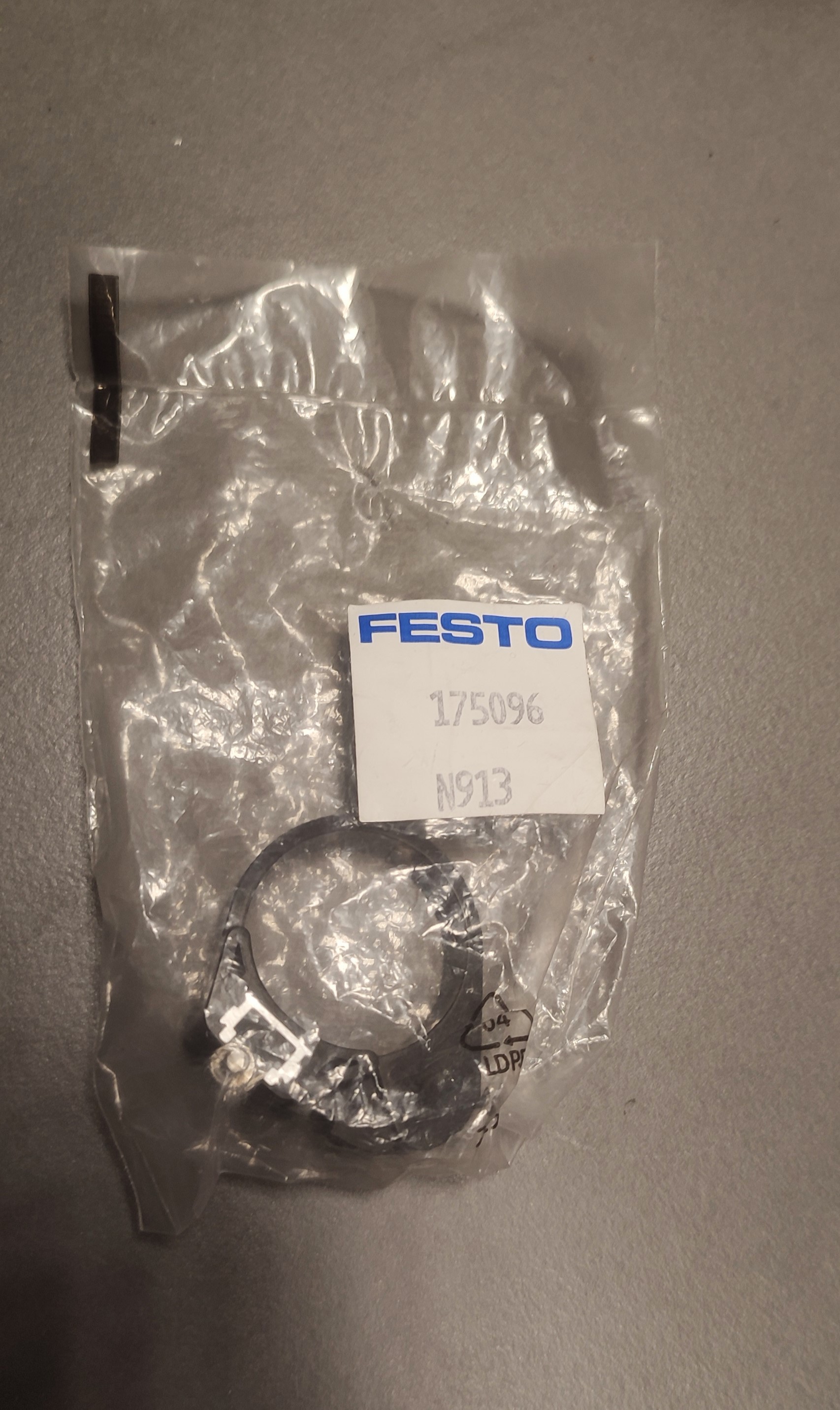 175096 Festo, Fuentes de alimentación y controladores de potencia