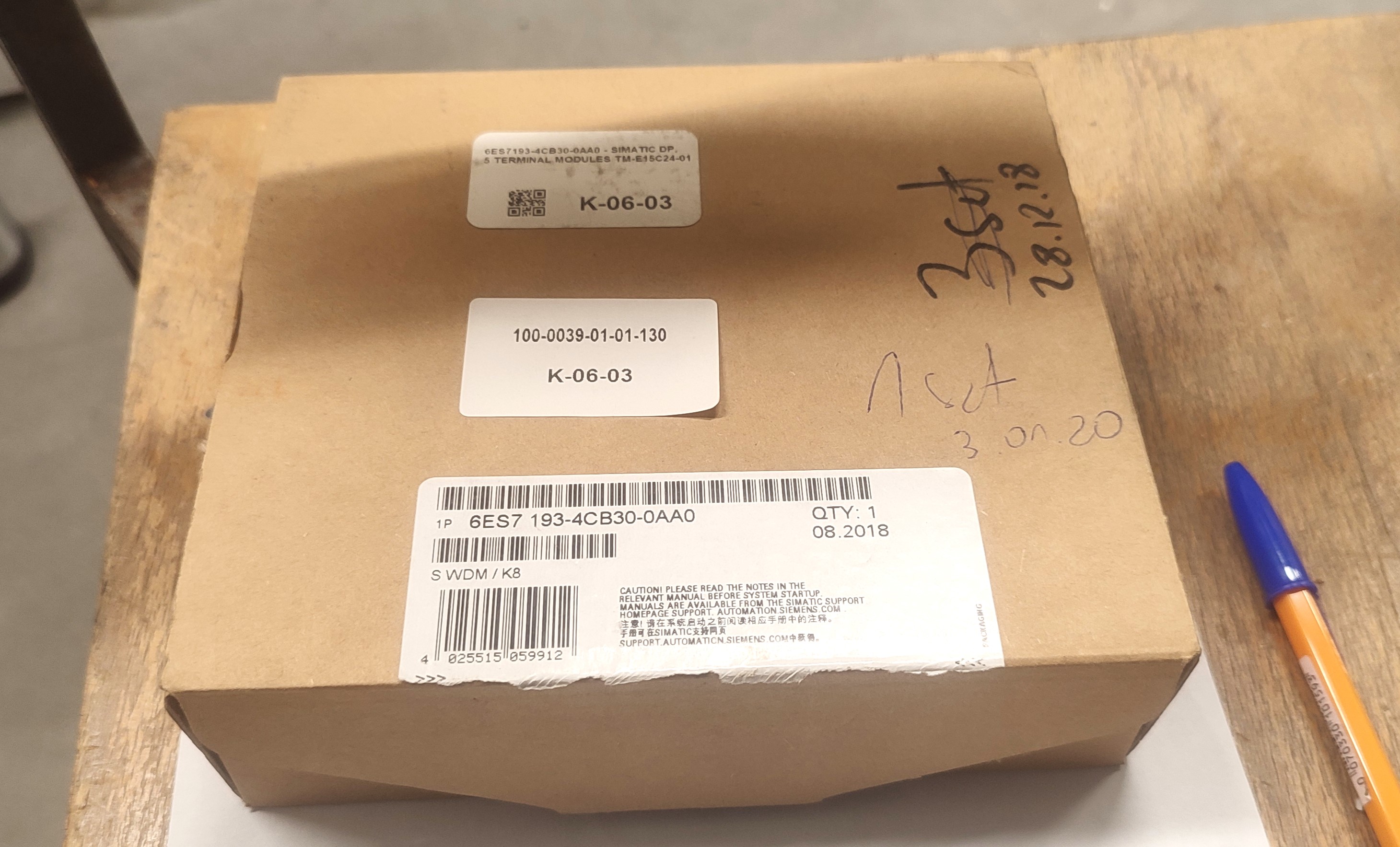 Siemens 6ES7193-4CB30-0AA0 SIMATIC DP Terminal Module TM-E15C24-01 ET200S Spring Load 5PK — I/O remoto e comunicazione