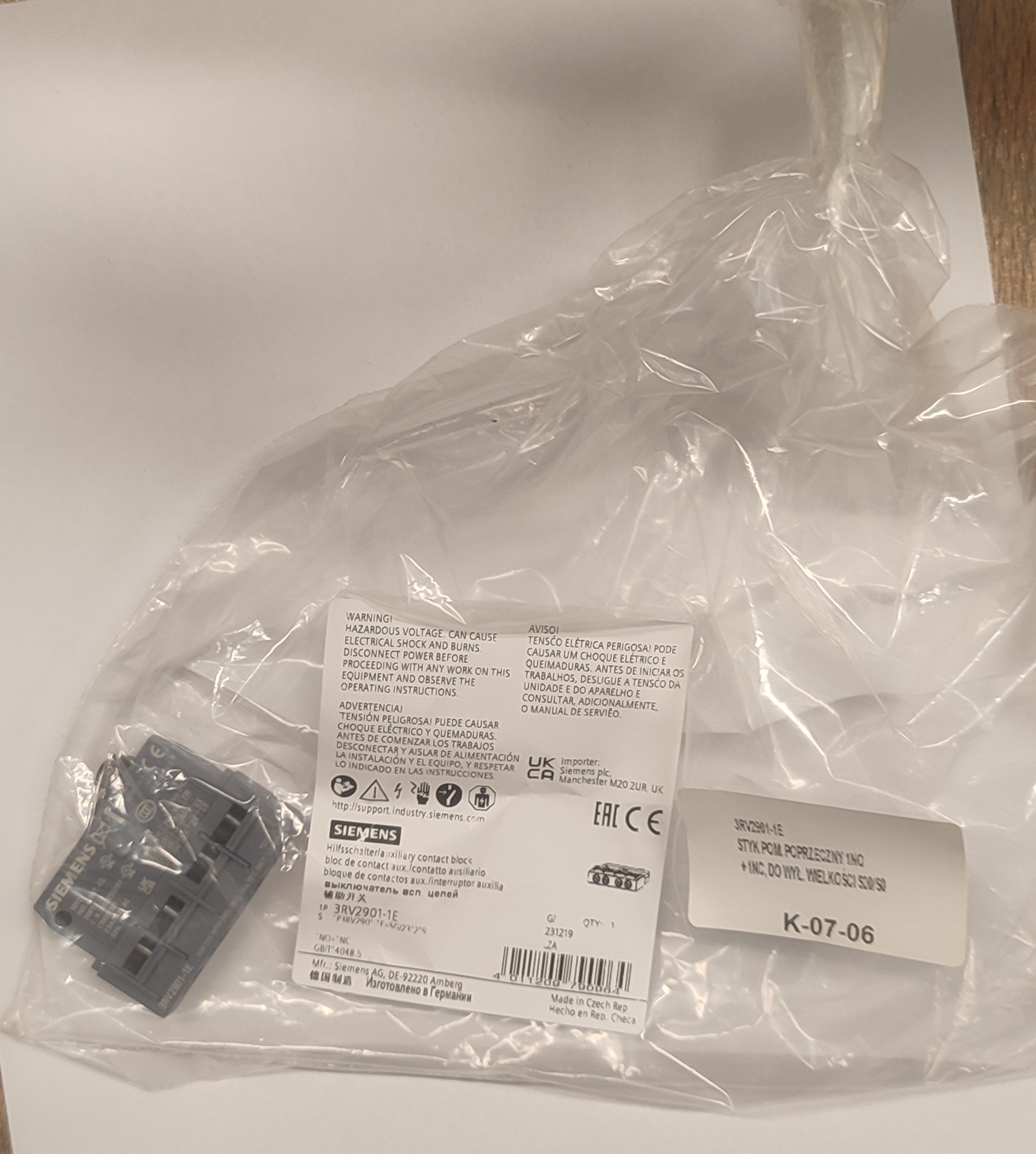 Siemens 3RV2901-1E TRANSVERSE AUX. SWITCH 1NO+1NC SCREW — Interruttori e apparecchiature modulari