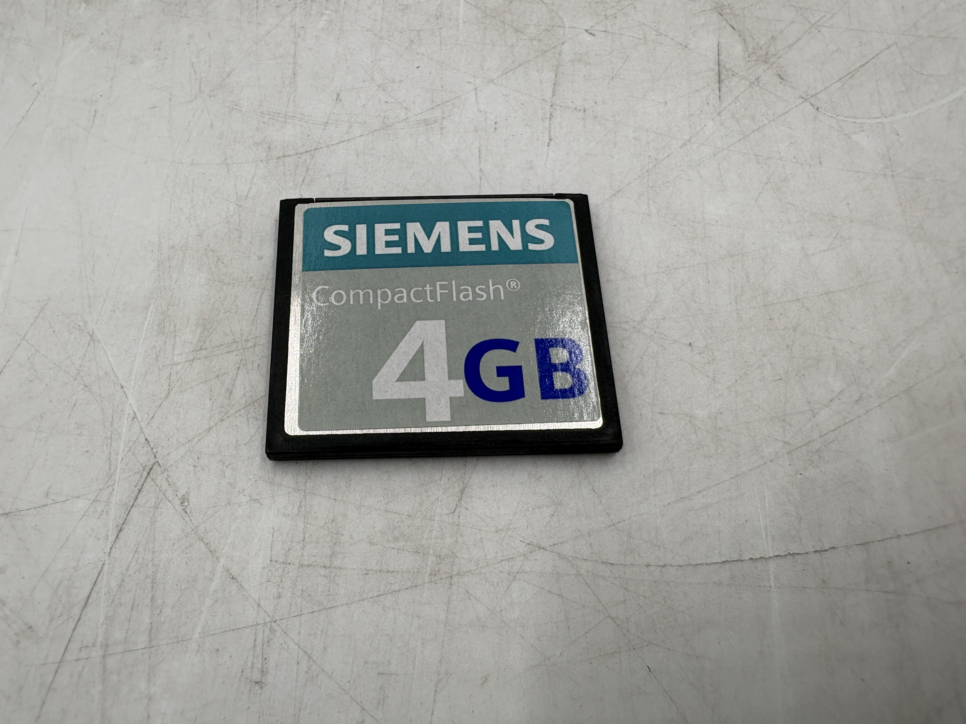 Siemens 6ES7648-2BF02-0XG0 SIMATIC PC, COMPACTFLASH, 4 G, IND GRD — PLC