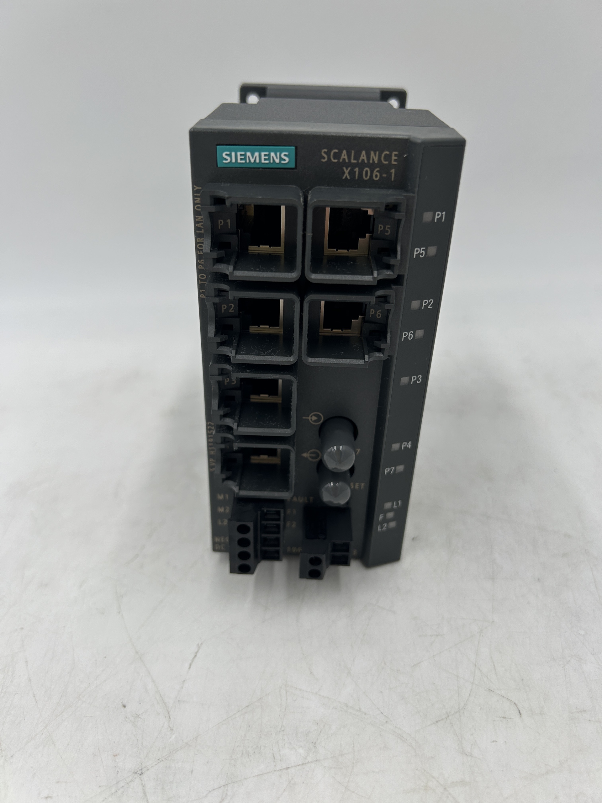 Siemens 6GK5106-1BB00-2AA3 ********** spare part ********* SCALANCE X106-1, unmanaged IE switch, ... — I/O remoto e comunicazione