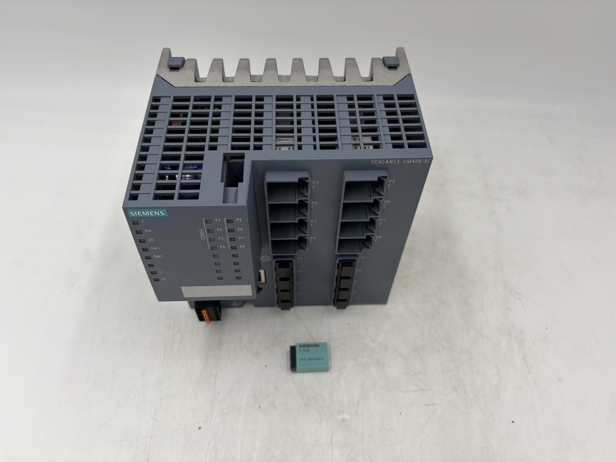 Siemens 6GK5408-8GS00-2AM2 SCALANCE XM408-8C SWITCH — PLC
