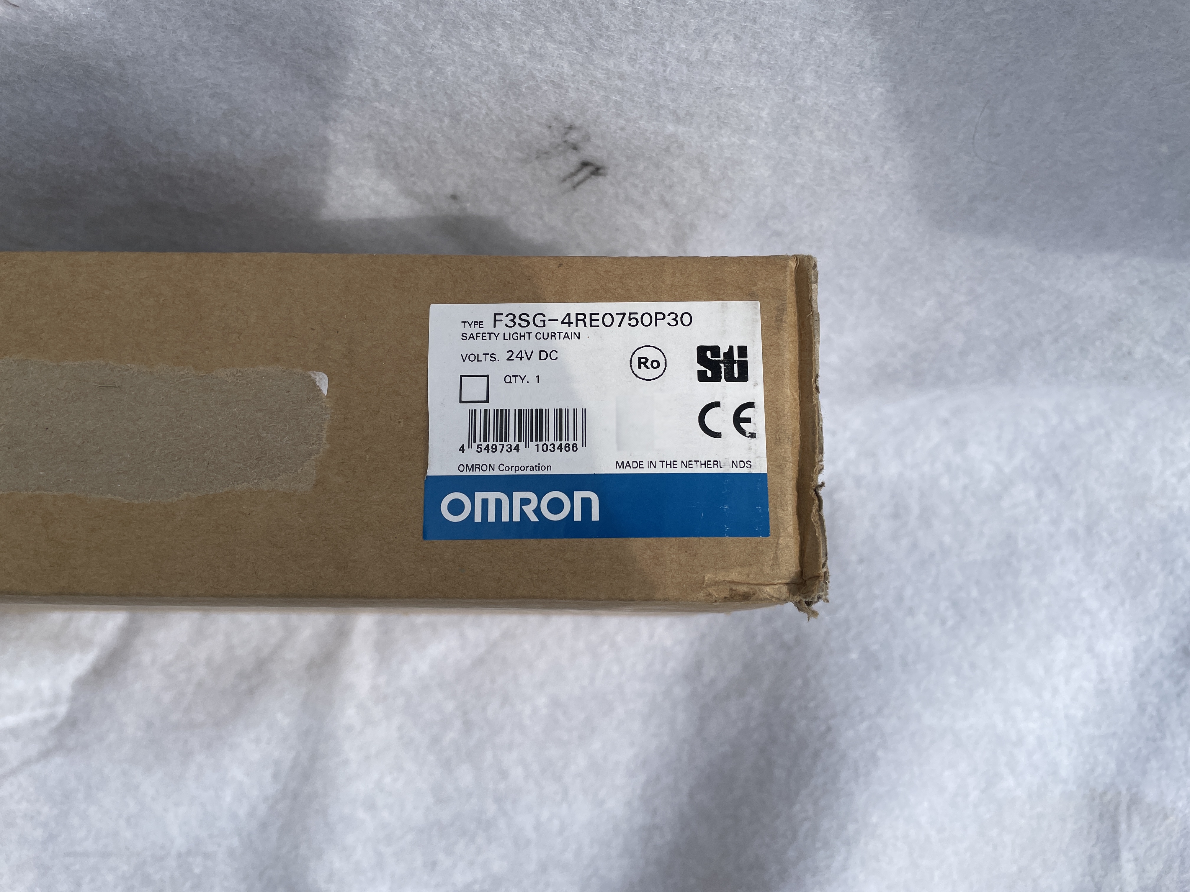 Omron F3SG-4RE0750P30 — Accessori generali