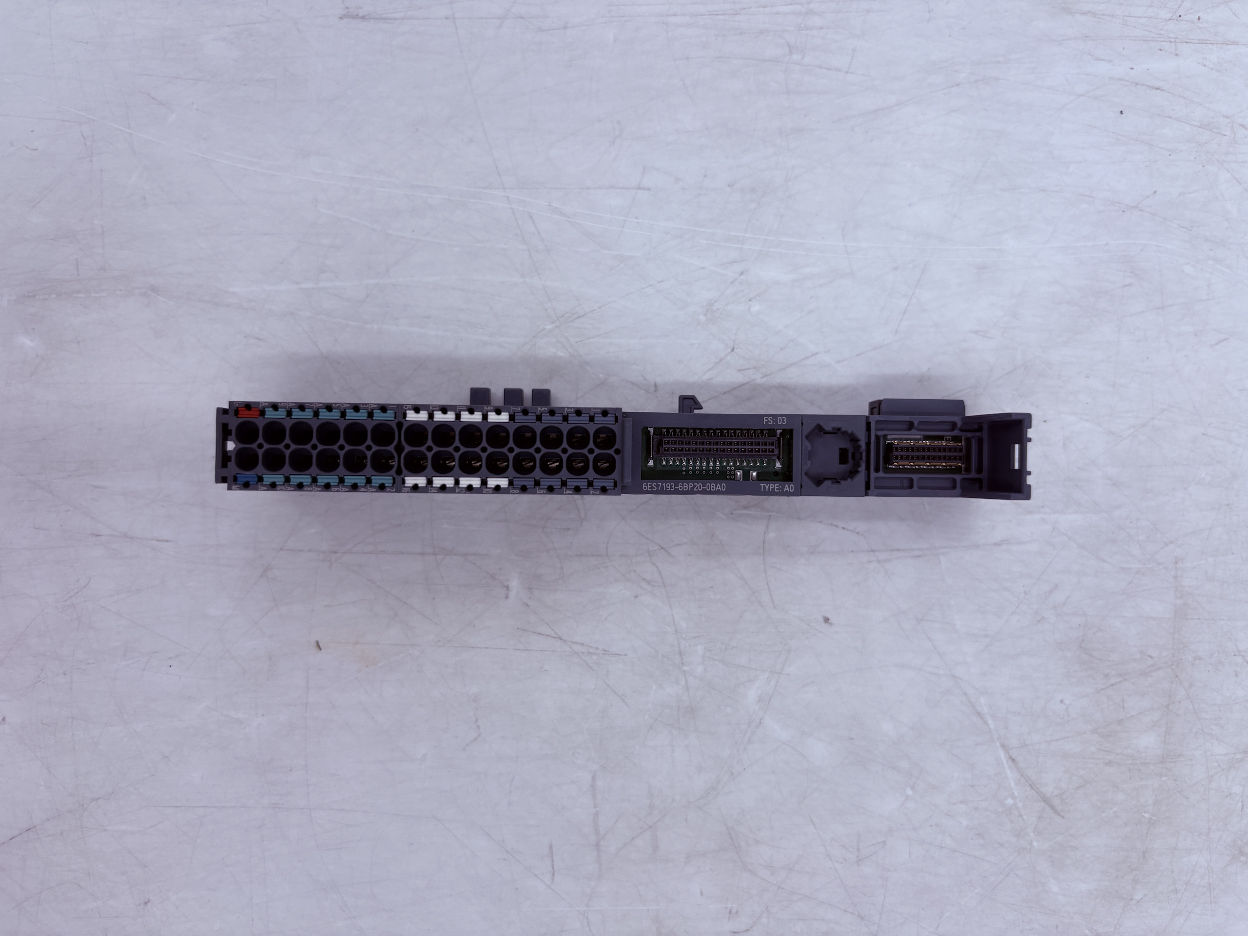 Siemens 6ES7193-6BP20-0BA0 UNITÀ BASE TIPO A0, BU15-P16+A10+2B — Controllo e HMI