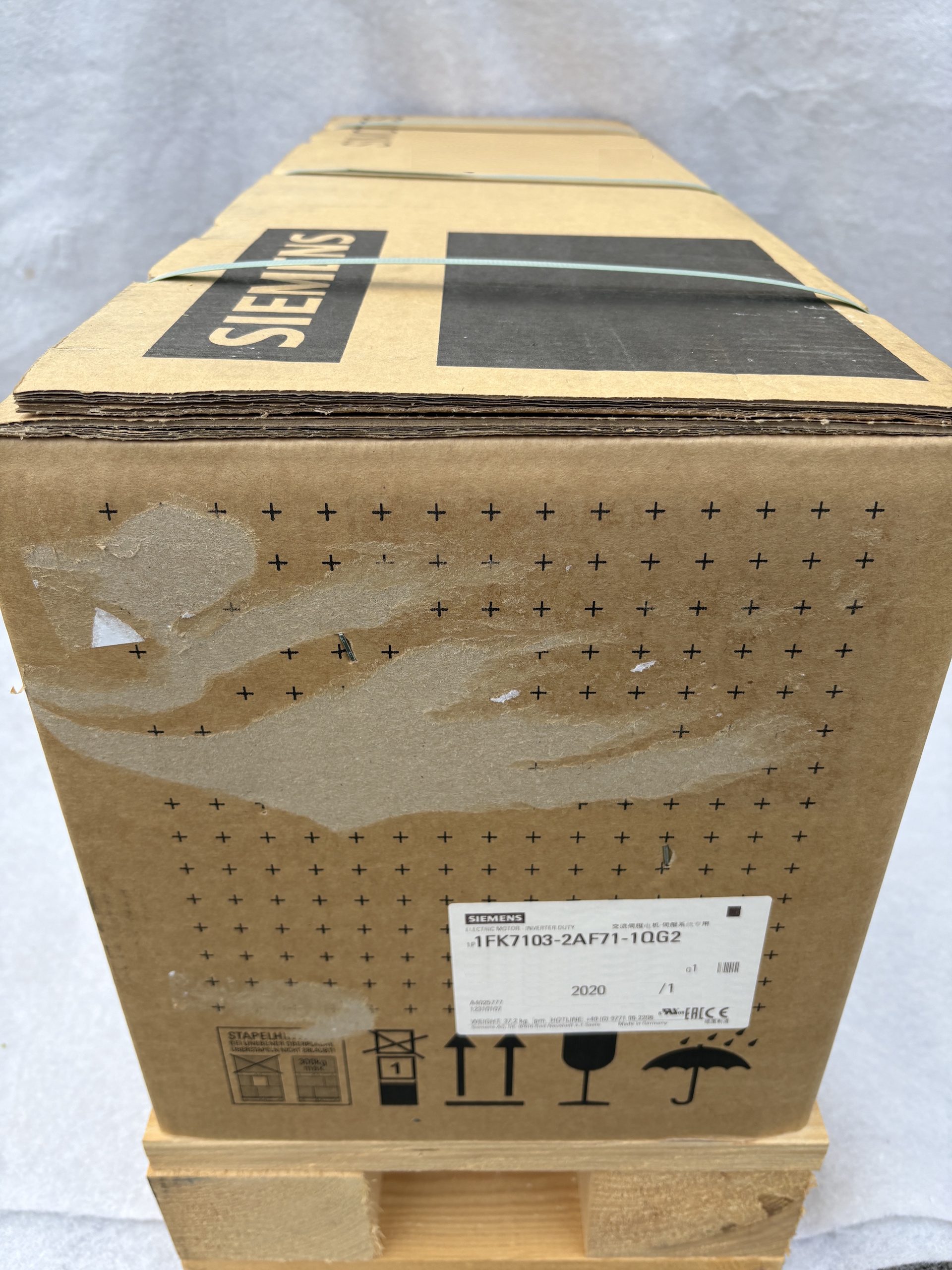 Siemens 1FK7103-2AF71-1QG2 MOTOR, SYNC, 3AC, 36NM, 5.37KW, 3000RPM — Accessori generali