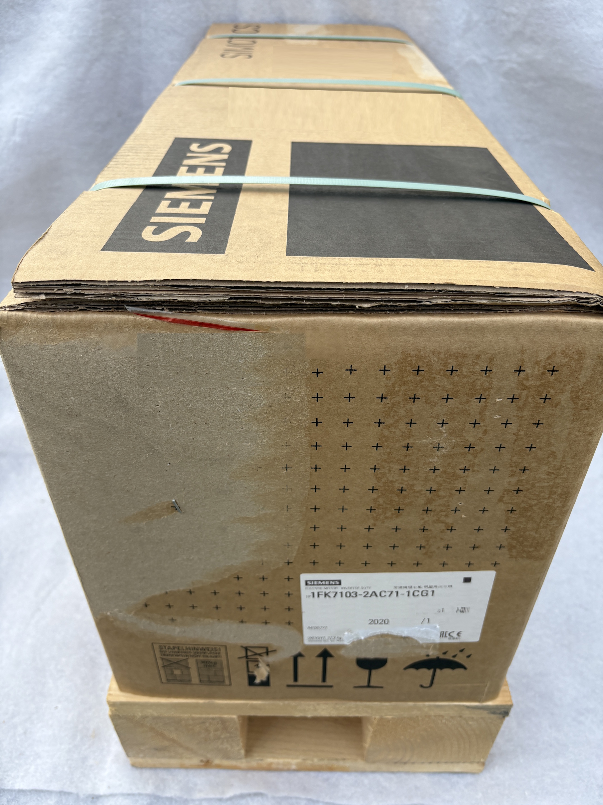 Siemens 1FK7103-2AC71-1CG1 MOTOR, SYNC, 3AC, 36NM, 7.54KW, 2000RPM — Accessori generali