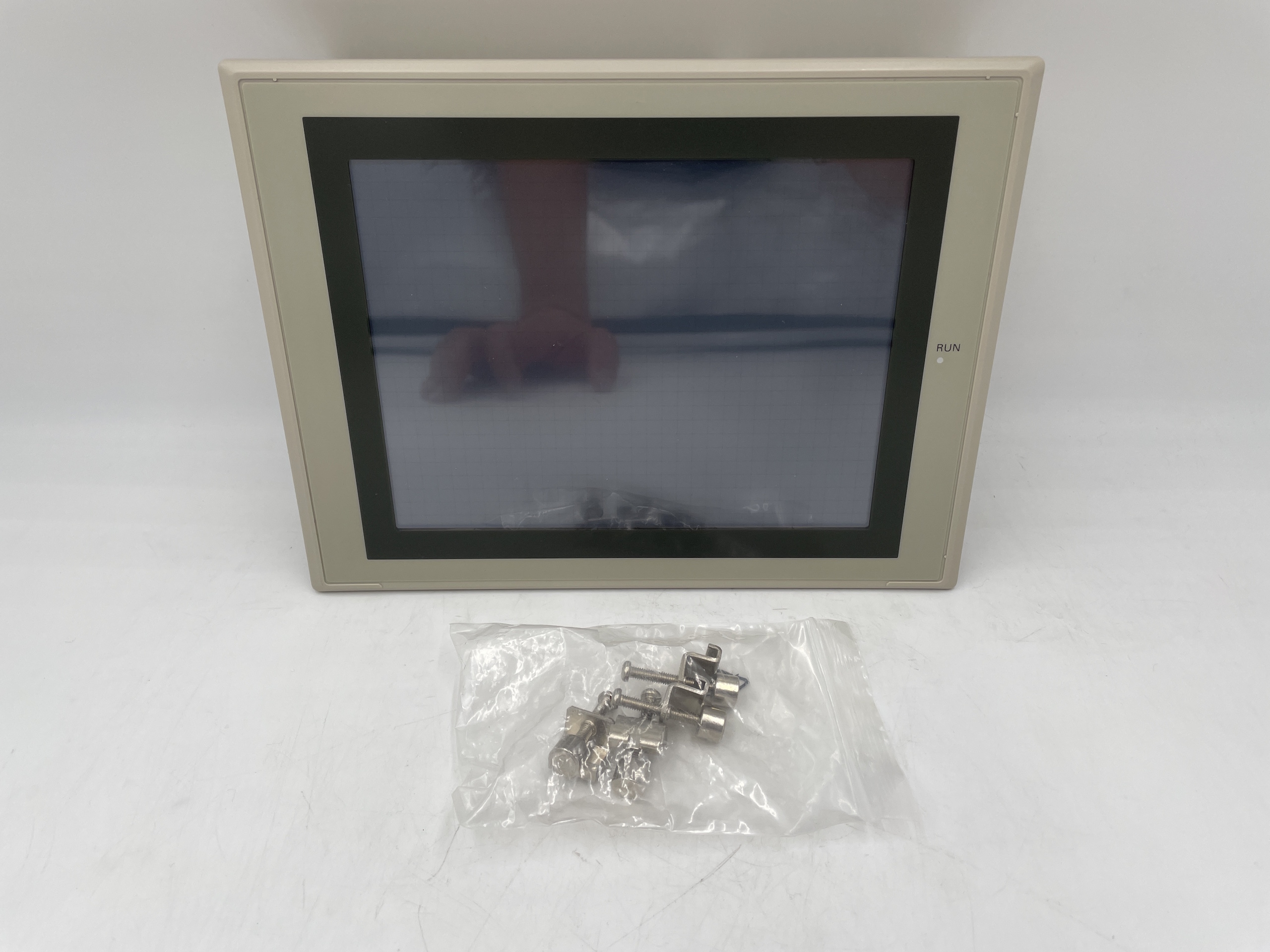 NS8-TV00-V1 Omron, SPS
