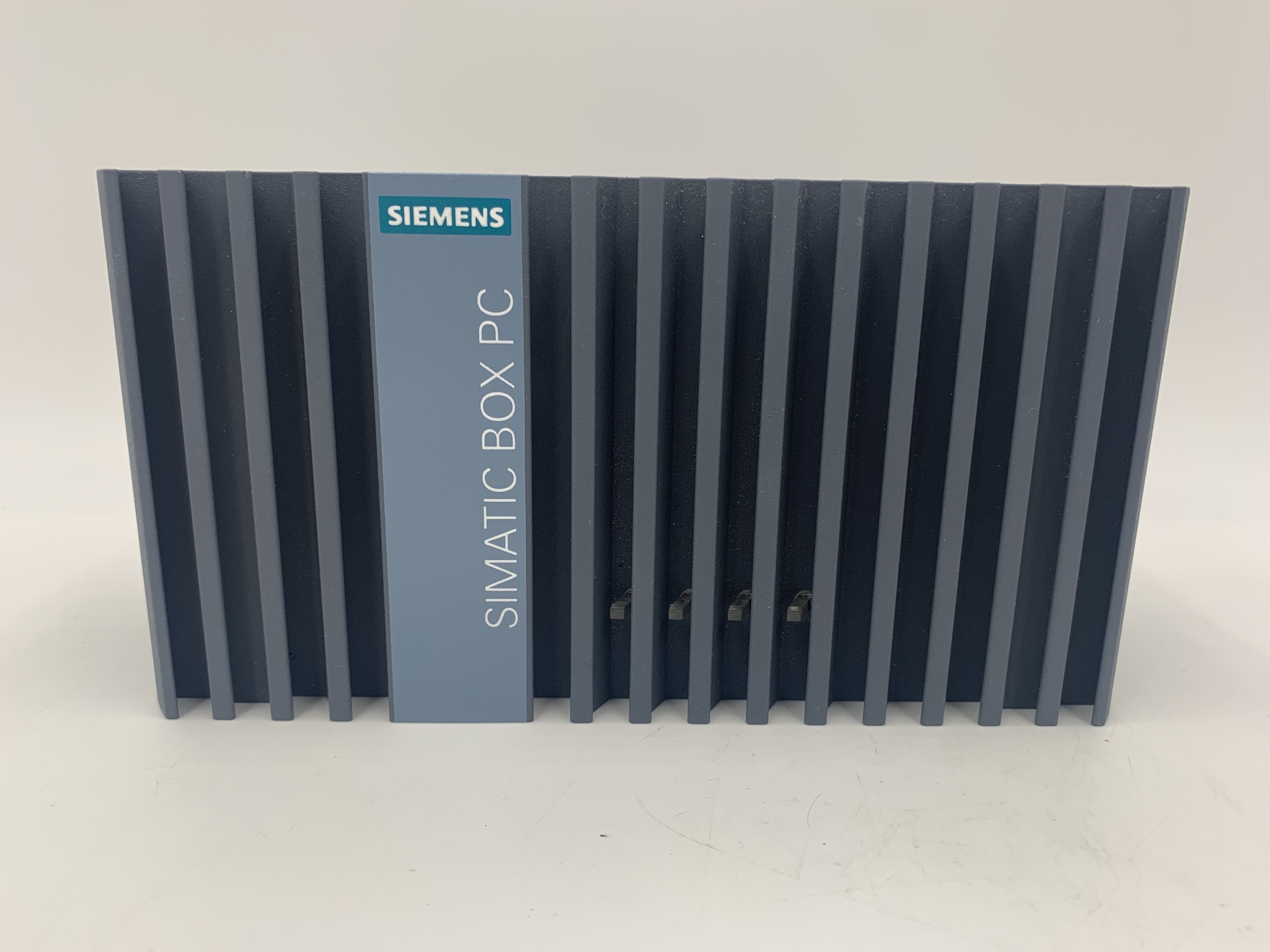 Siemens 6ES7647-8AA60-1AA2 SIMATIC IPC227D Nanobox PC — HMIs & Industrial PCs