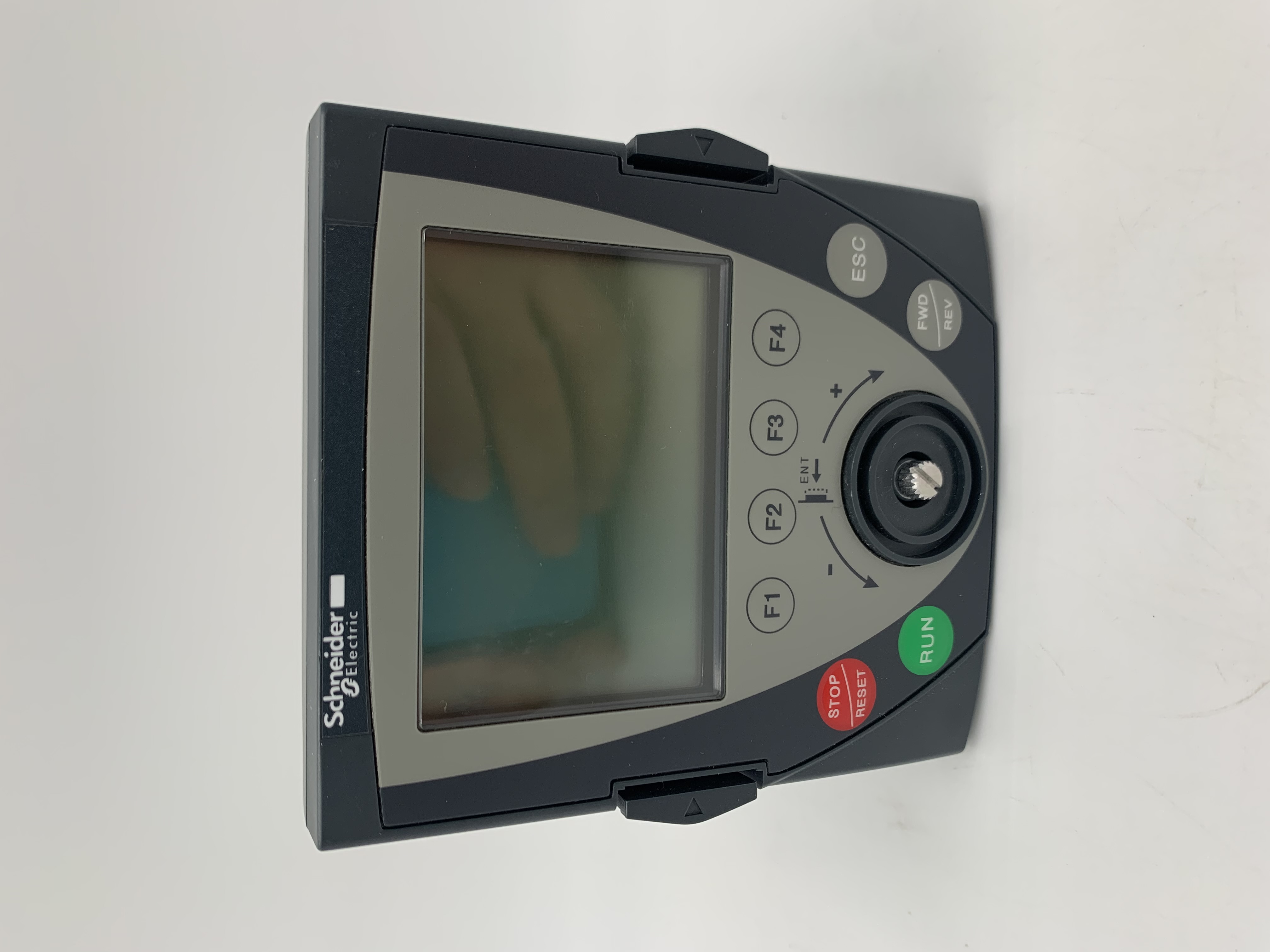 Schneider Electric VW3A1101 remote graphic terminal, Altivar, 240 x 160 pixels, IP54 — Pannelli HMI e monitor