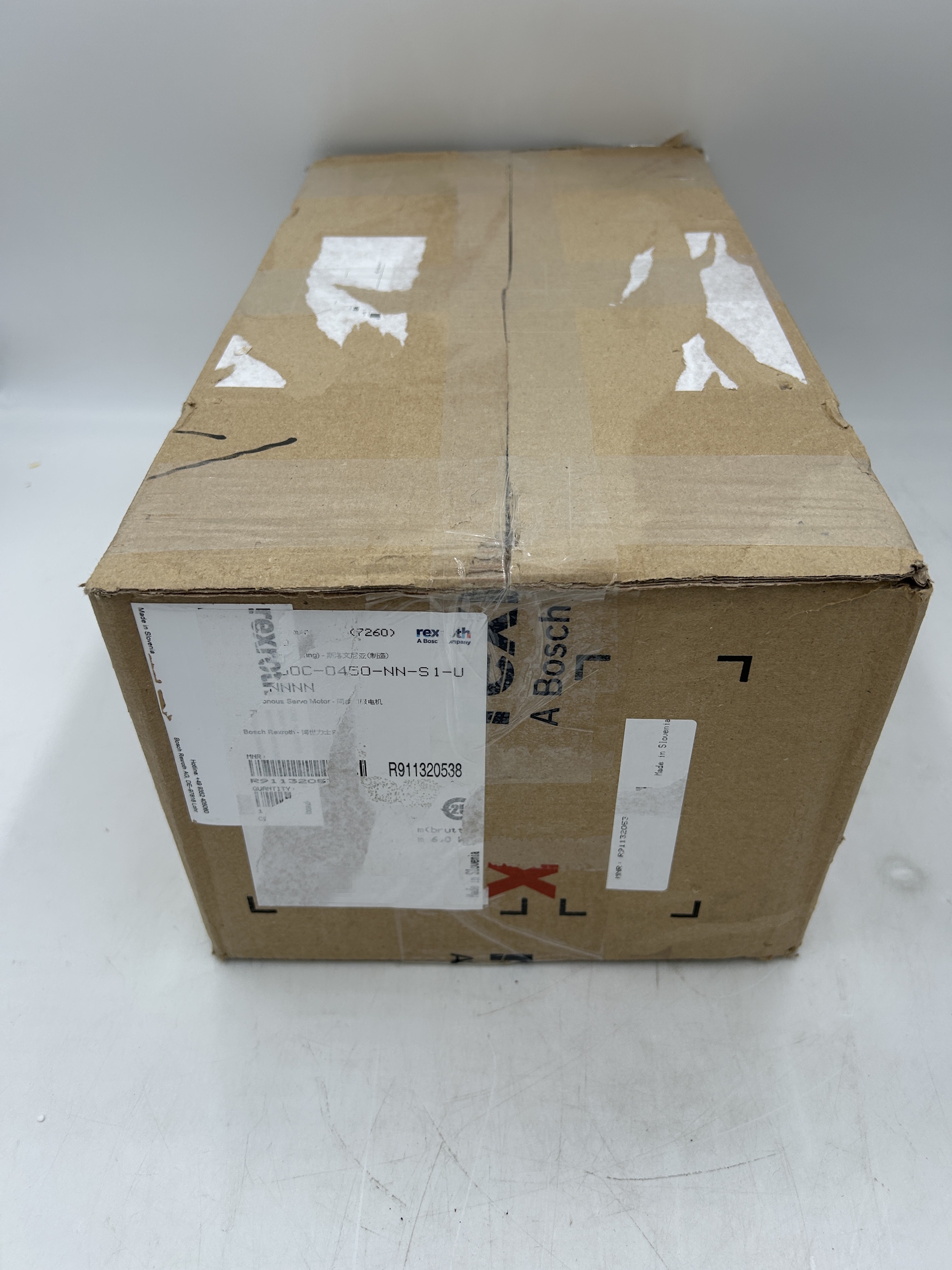 Bosch Rexroth R911320538 SERVOMOTOR MSK050C-0450-NN-S1-UP0-NNNN
