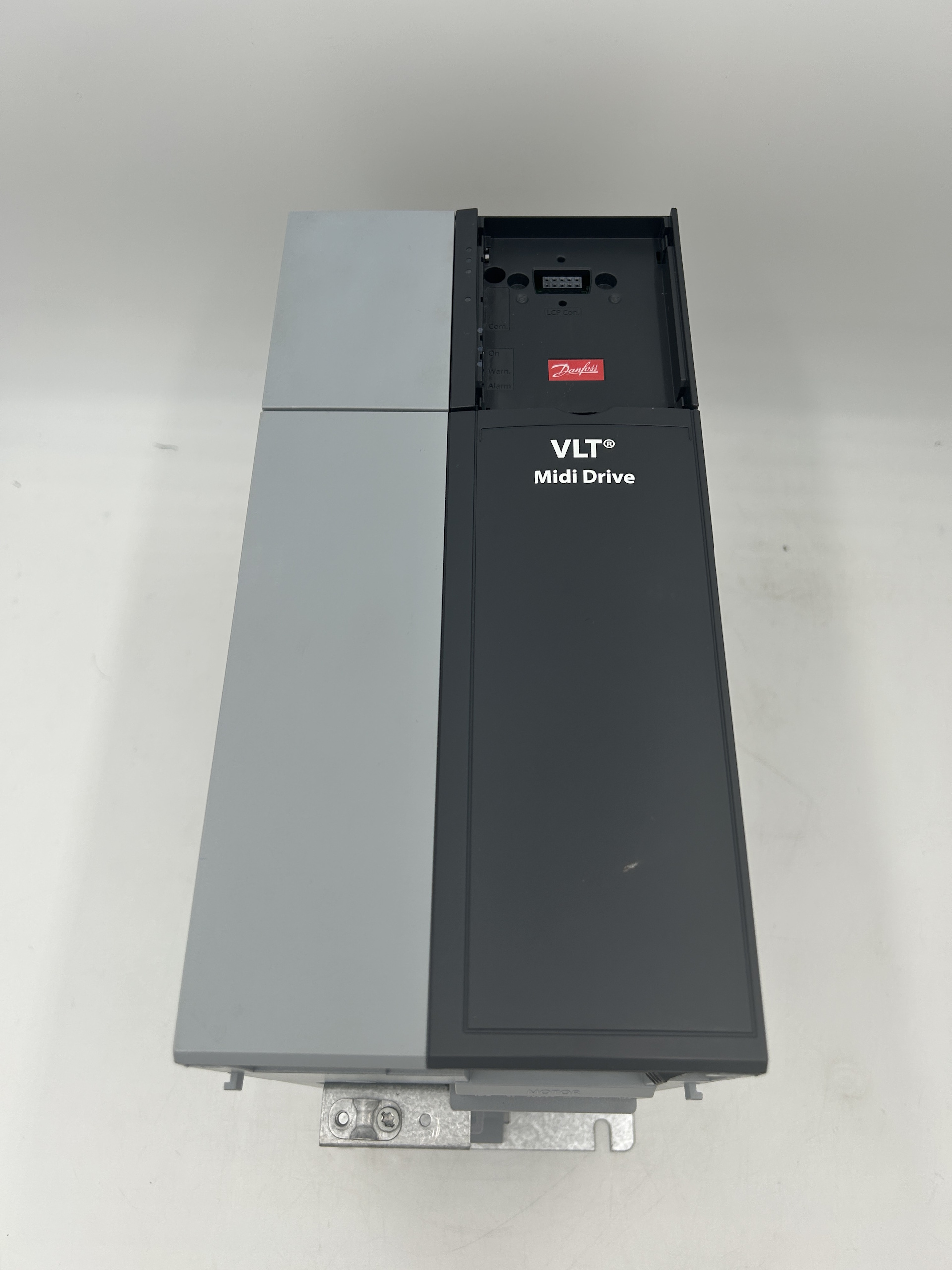 Danfoss 134U2988 — Variadores y convertidores de frecuencia