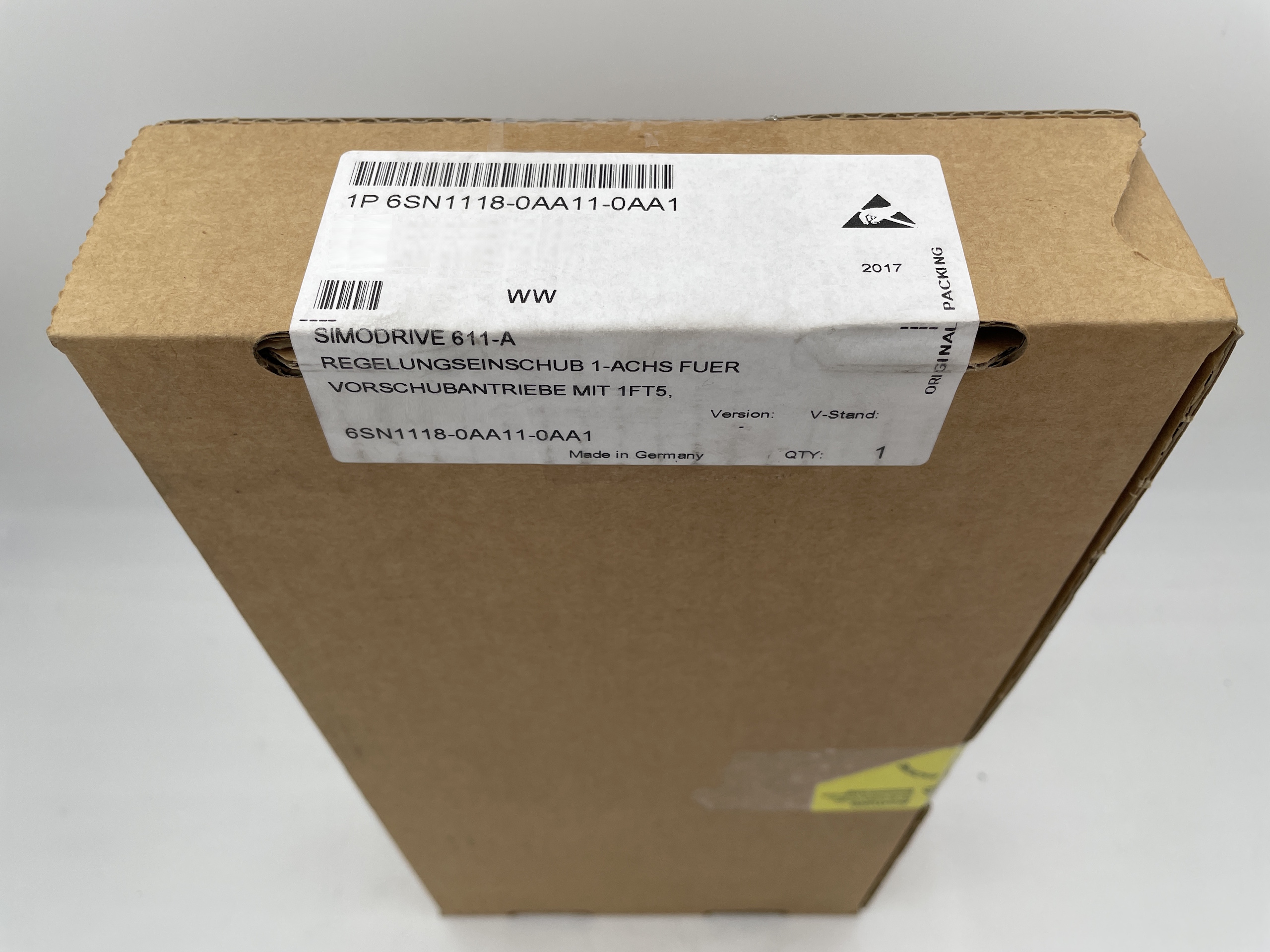 6SN1118-0AA11-0AA1 Siemens, Servomotors & Servo Drives