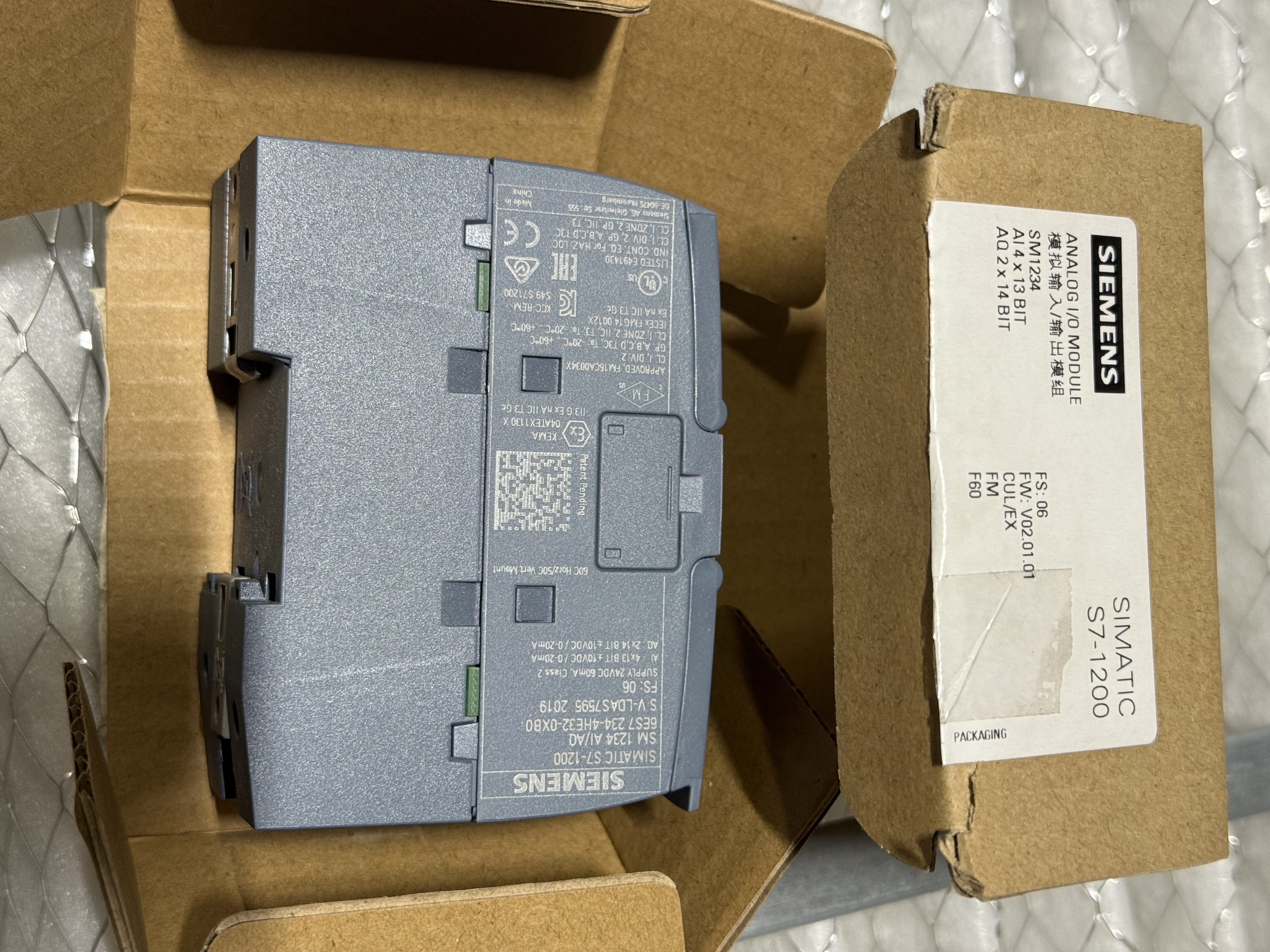 6ES7234-4HE32-0XB0 Siemens, PLC Modules & Extensions